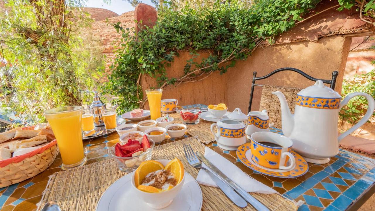 Riad Kasbah Des Roches Akhendachou n'Ait Ouffi Esterno foto