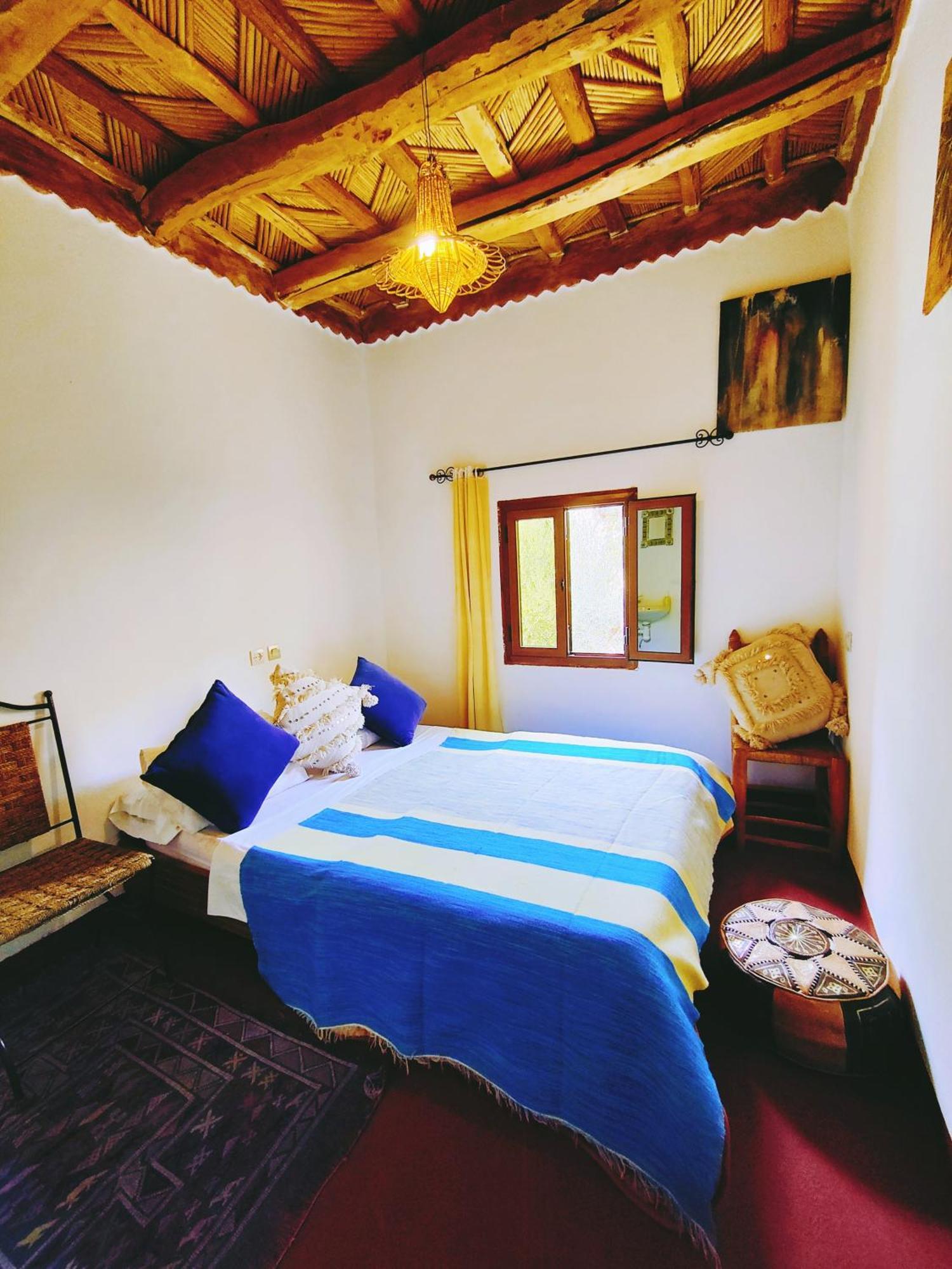 Riad Kasbah Des Roches Akhendachou n'Ait Ouffi Esterno foto