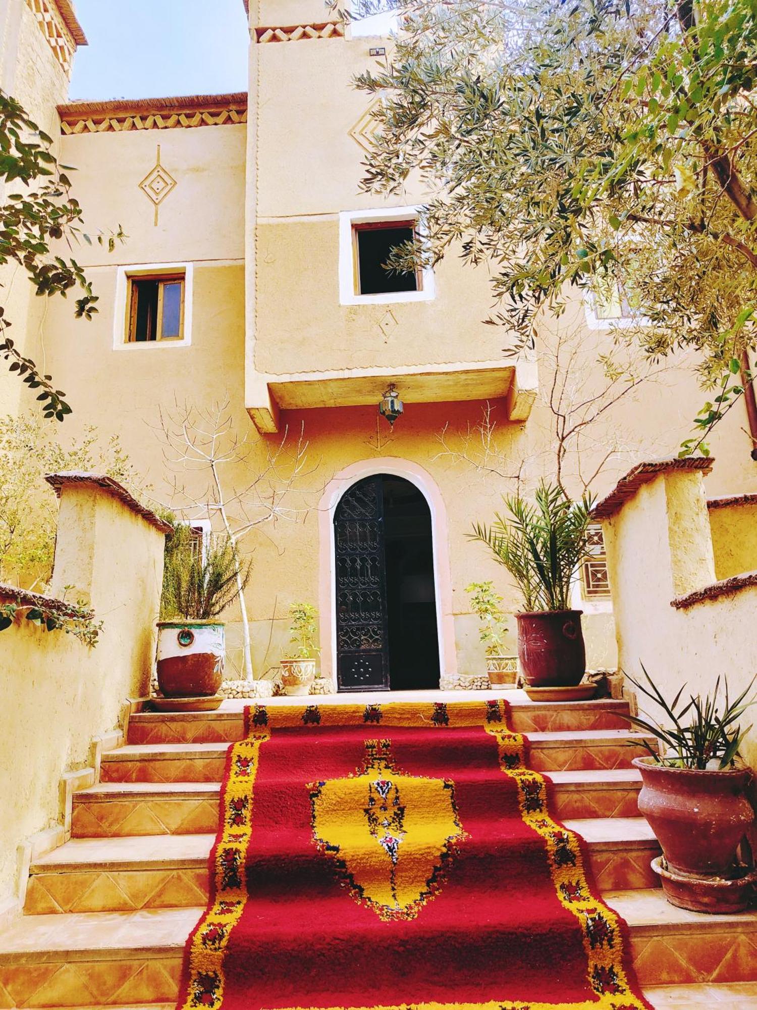 Riad Kasbah Des Roches Akhendachou n'Ait Ouffi Esterno foto