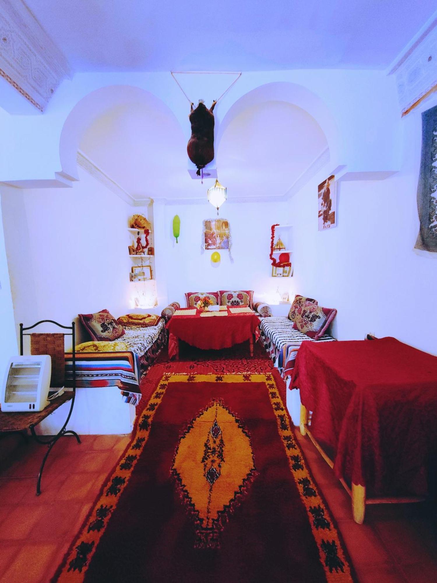 Riad Kasbah Des Roches Akhendachou n'Ait Ouffi Esterno foto