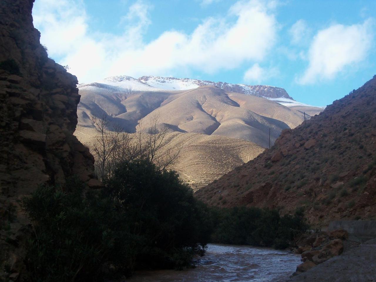 Riad Kasbah Des Roches Akhendachou n'Ait Ouffi Esterno foto